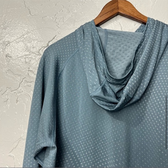 Lululemon Metal Vent Tech Hoodie 2.0 Blue XL - Picture 5 of 9